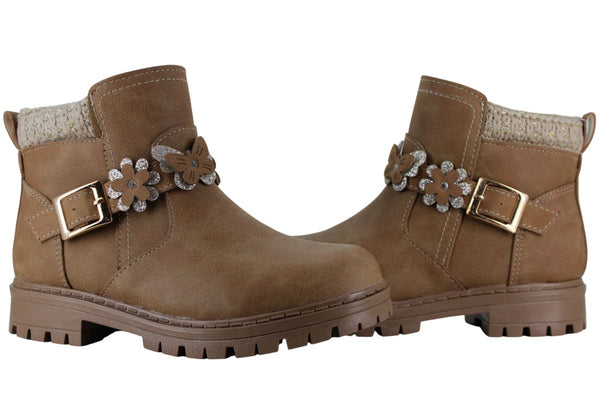 VAVITO BOTIN URBANO MODA CASUAL TIRA FLOR HEBILLA NIÑA 95098