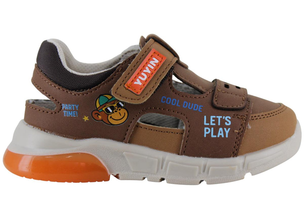 YUYIN HUARACHE CERRADO URBANO CASUAL LUZ BROCHE NIÑO 96256